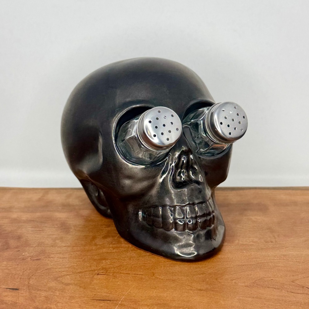 Cracker Barrel Metallic Black Ceramic Skull Salt and Pepper Shaker Set Holder